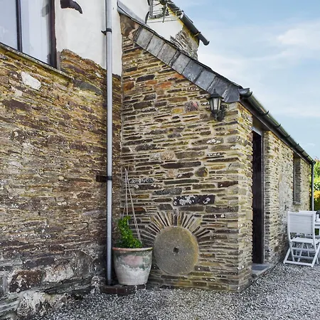 Carriage House Mawgan Porth