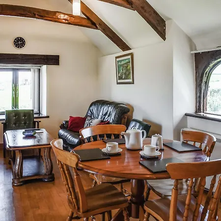 Holiday home Carriage House